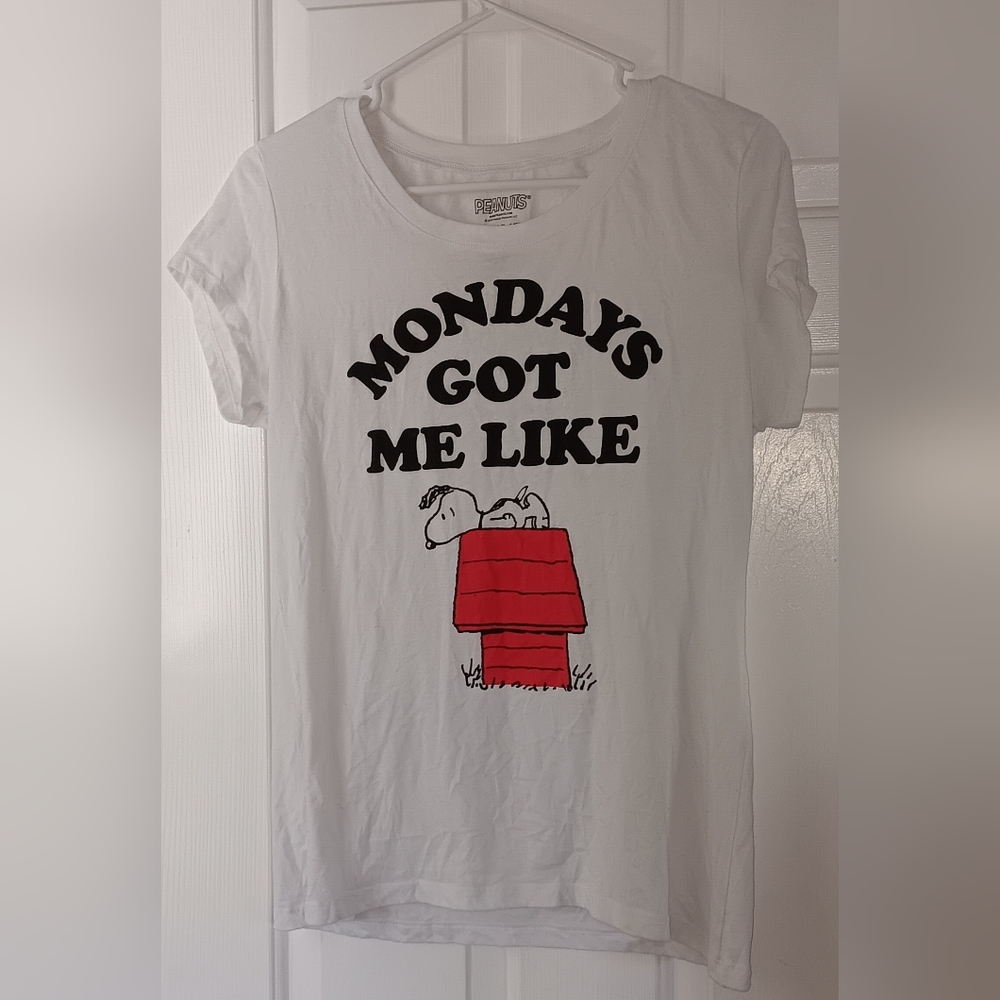 Snoopy tshirt
